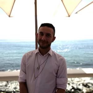 Meet your Posher, Devin